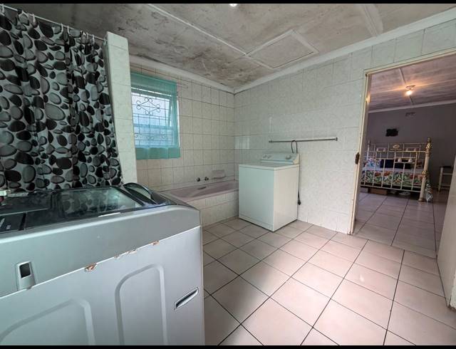 3 BEDROOM HOUSE FOR SALE IN CLOETESVILLE